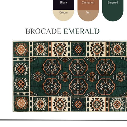 Dekorativer BROCADE Stoff von Majlis-Home mit eleganten Mustern auf hellgrauem Hintergrund, ideal für Heimtextilien